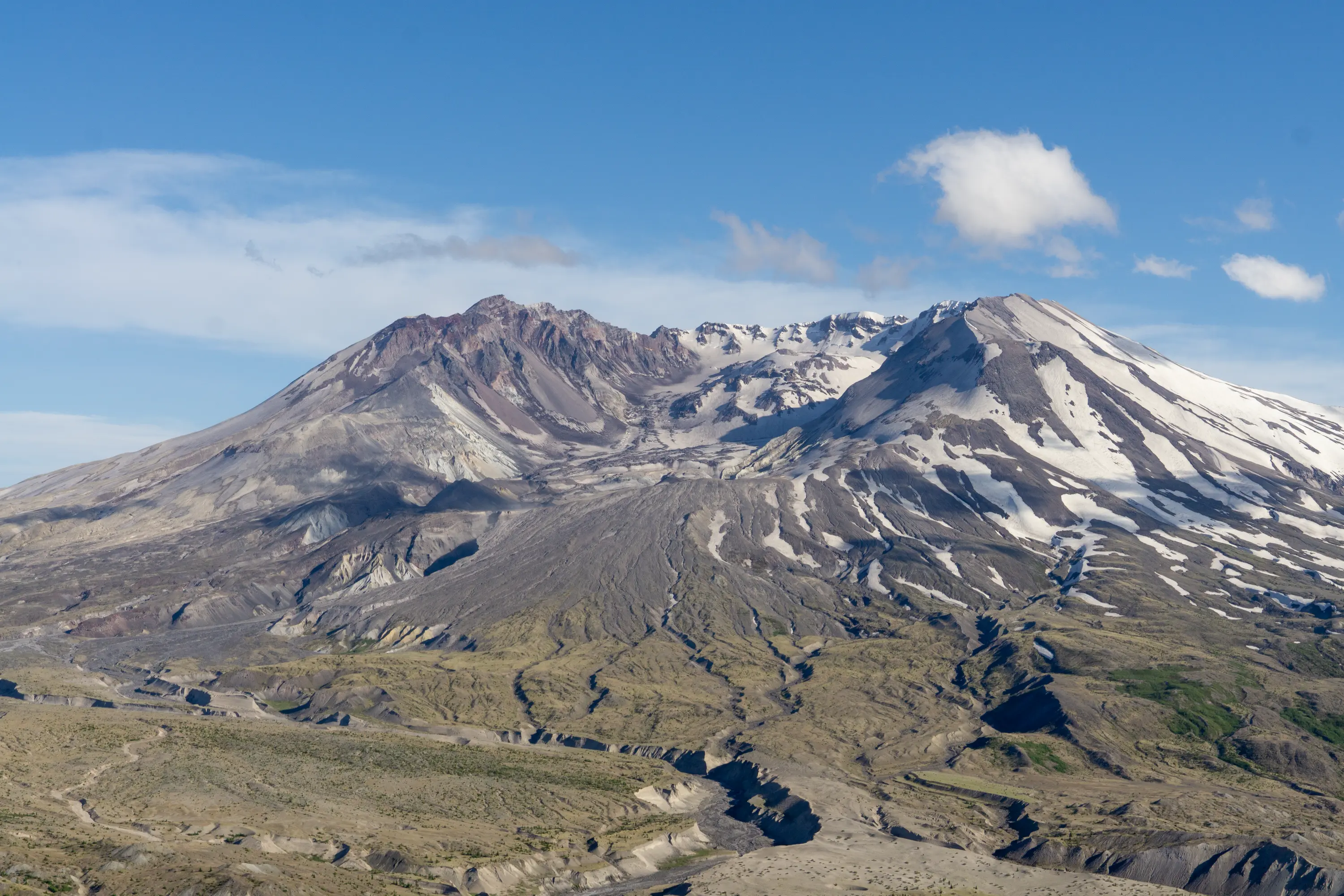 Mt. St. Helens Crater, viewed from Johnston ridge.